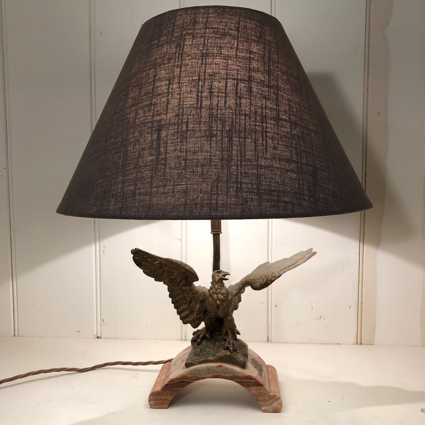 ANTIQUE TABLE LAMP