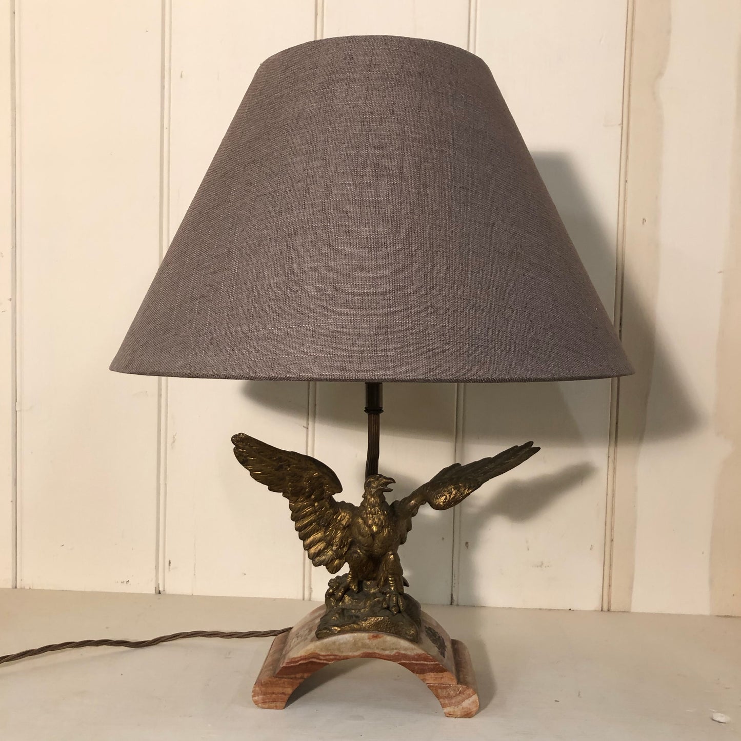 ANTIQUE EAGLE & MARBLE LAMP