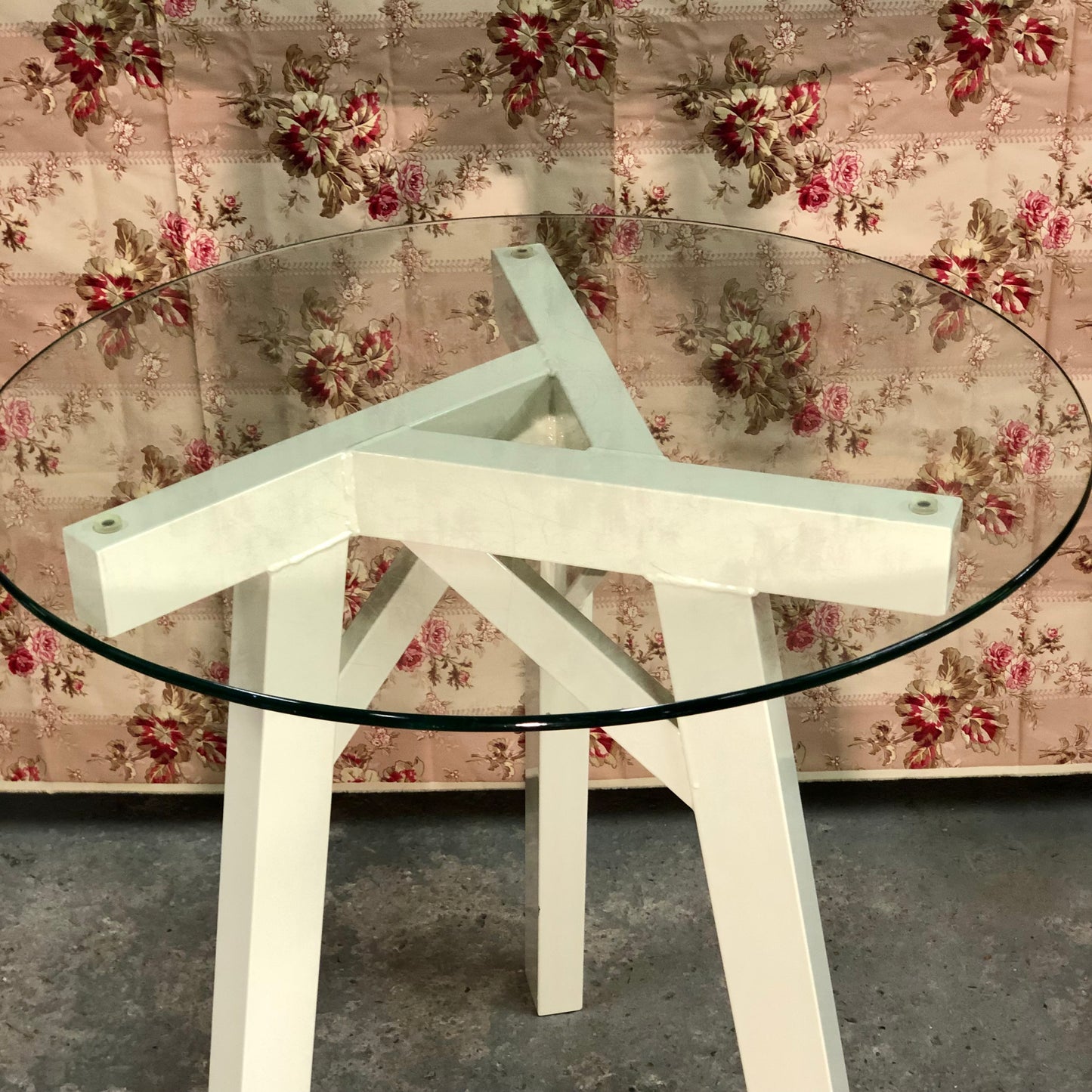 THE SCULPTORS SIDE TABLE