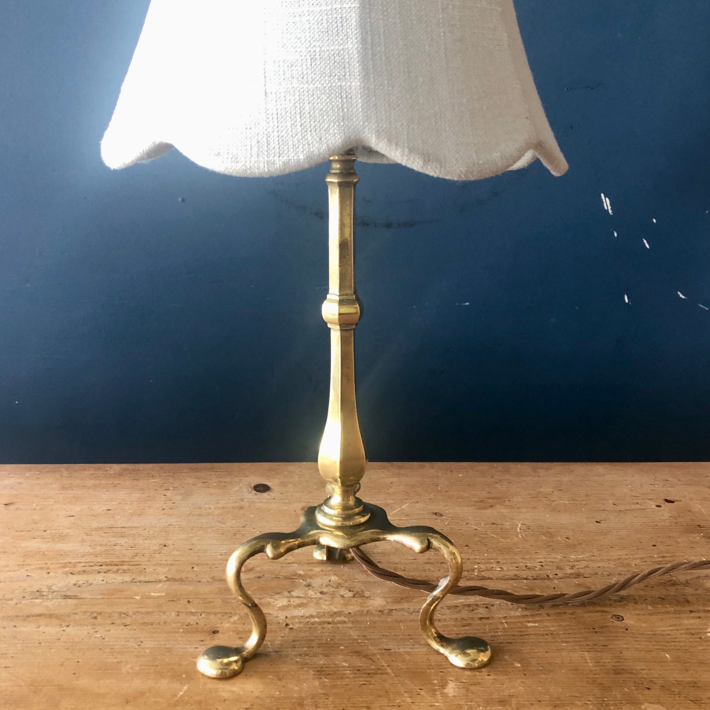 PULLMAN LAMP - ANTIQUE