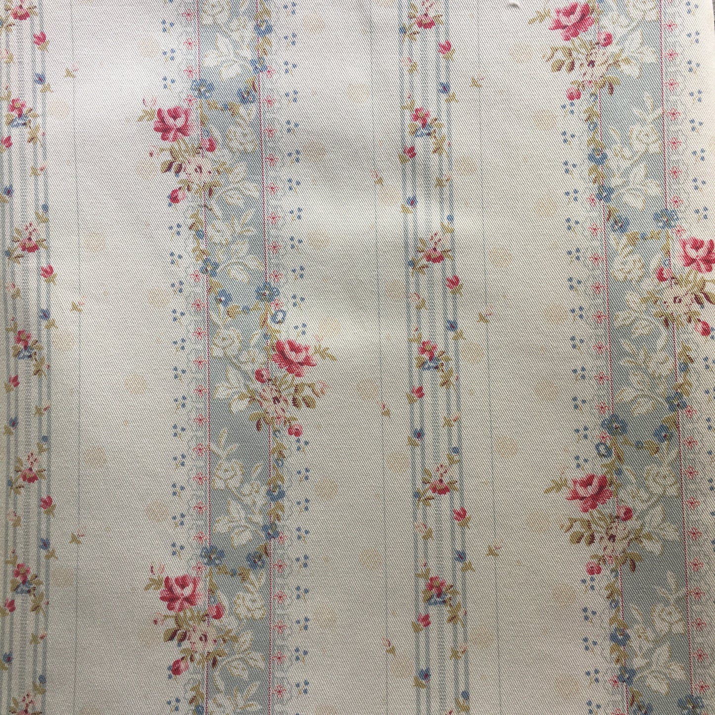 VINTAGE FABRIC - SURREY STRIPE